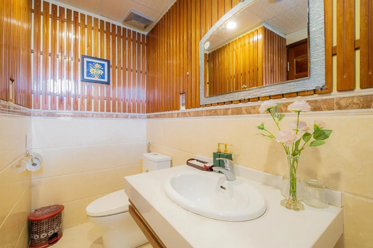 Adina 3 Star Hotel ダナン市